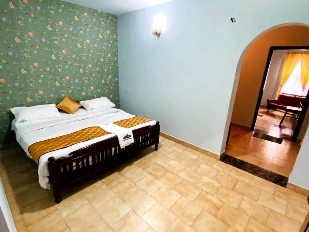 Bob Lesiure Hotell Ooty Exteriör bild