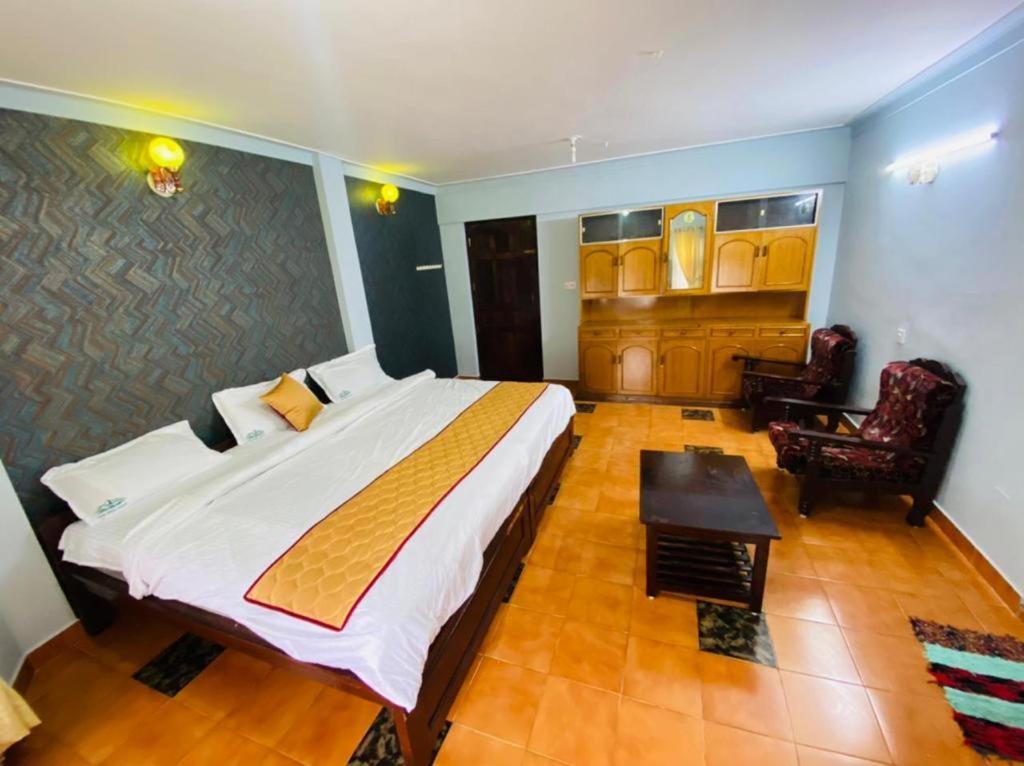 Bob Lesiure Hotell Ooty Exteriör bild