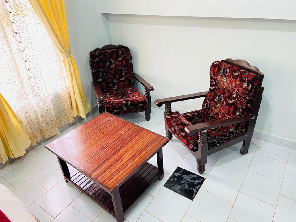 Bob Lesiure Hotell Ooty Exteriör bild
