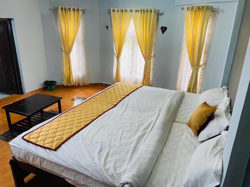Bob Lesiure Hotell Ooty Exteriör bild